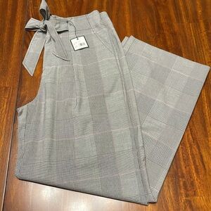 ❤️ 5/$25 - Madison wide-leg trouser - Sz 10